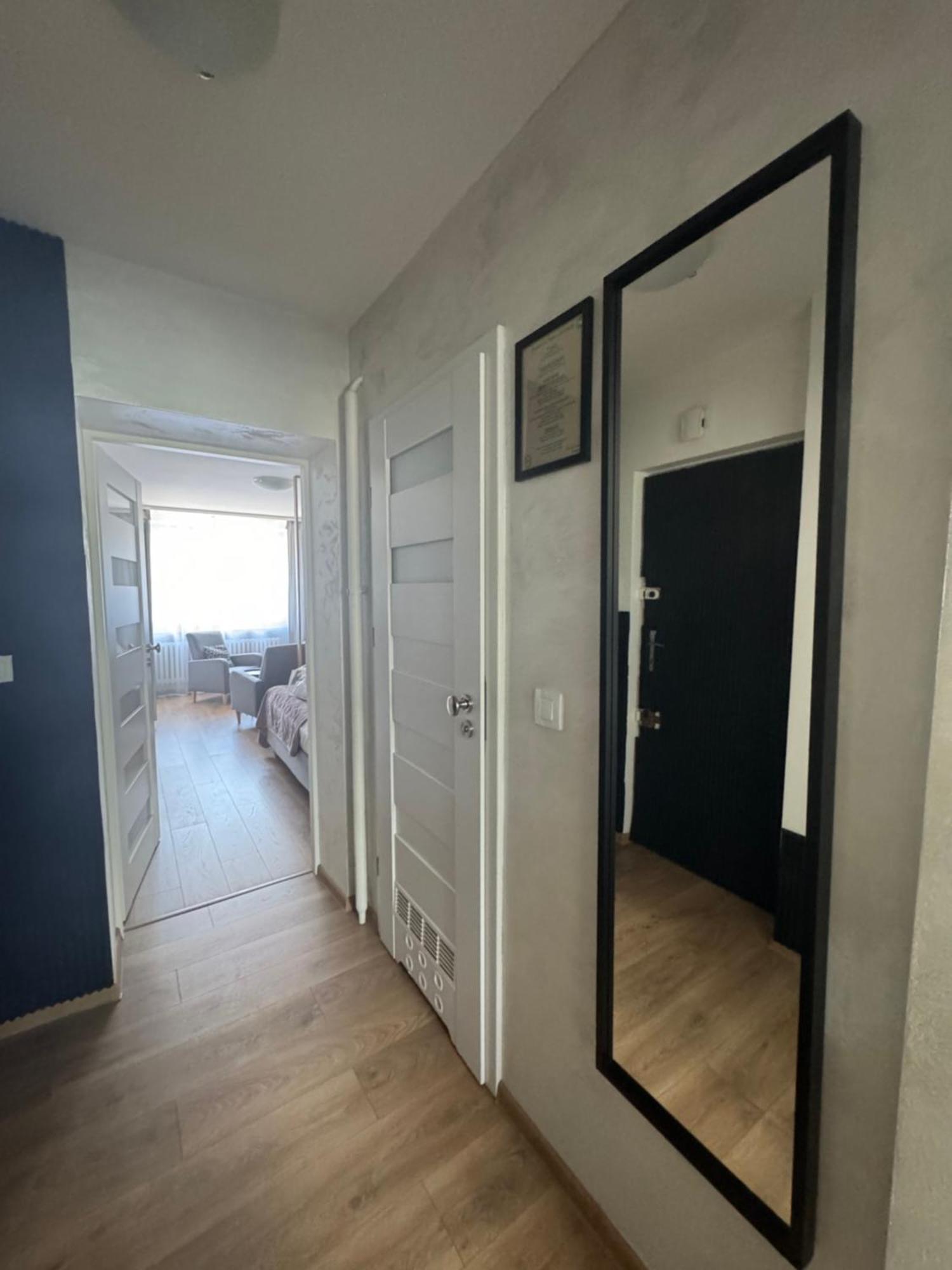 Kalwaryjska Spot Apartment In A Good Location Kraków Zewnętrze zdjęcie